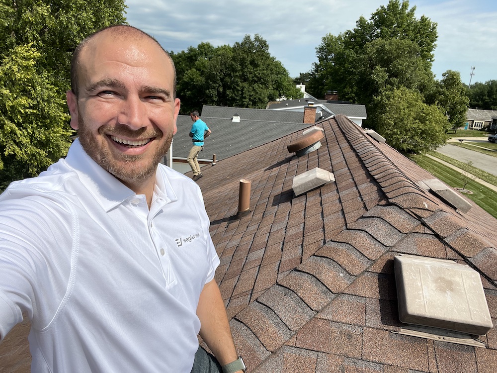 Me shadowing roofers